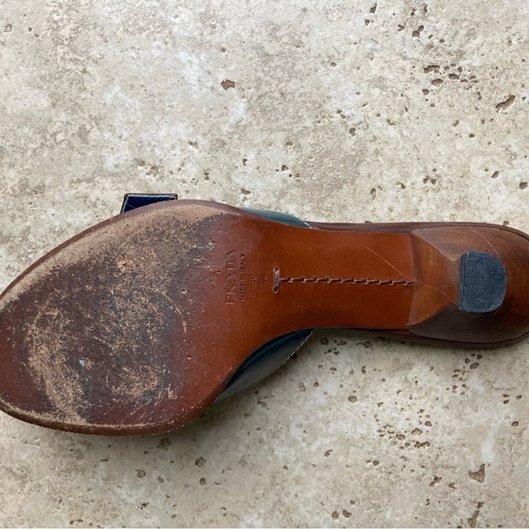 Prada slide, 36 1/2 - Picture 3 of 3